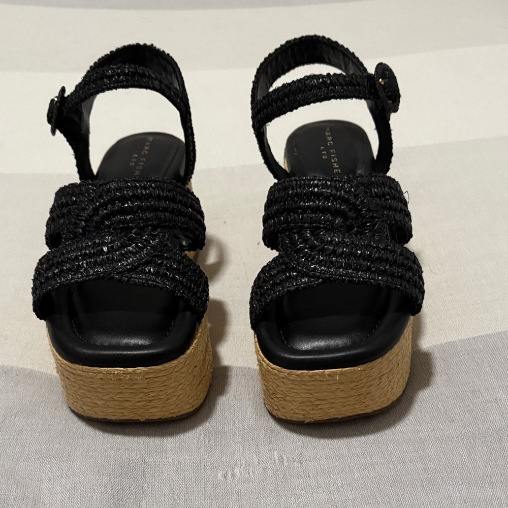 Marc Fisher Black Payley Sandals SZ 6